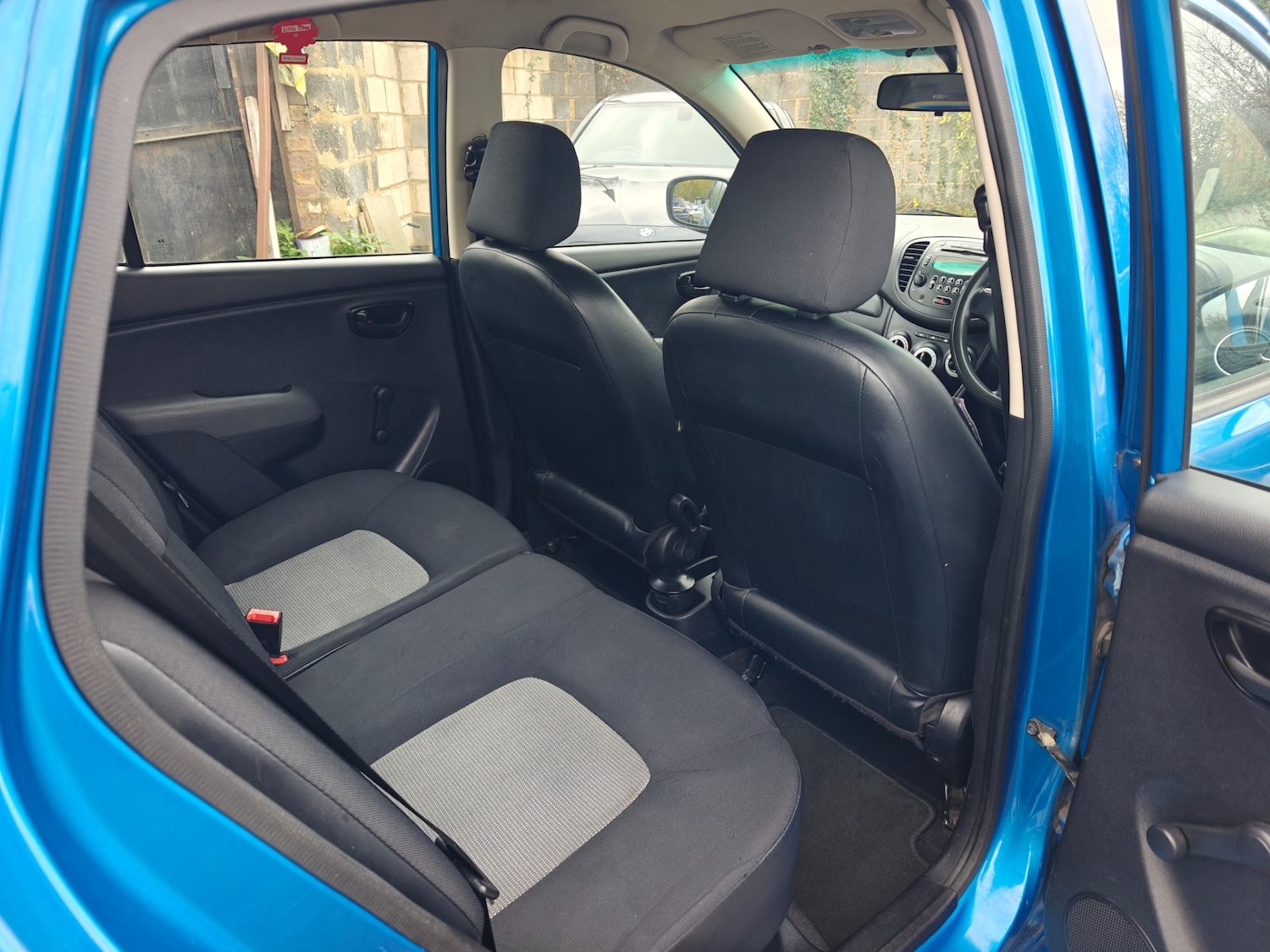 Used Hyundai i10 2010 for sale - 76544379: Photo 30