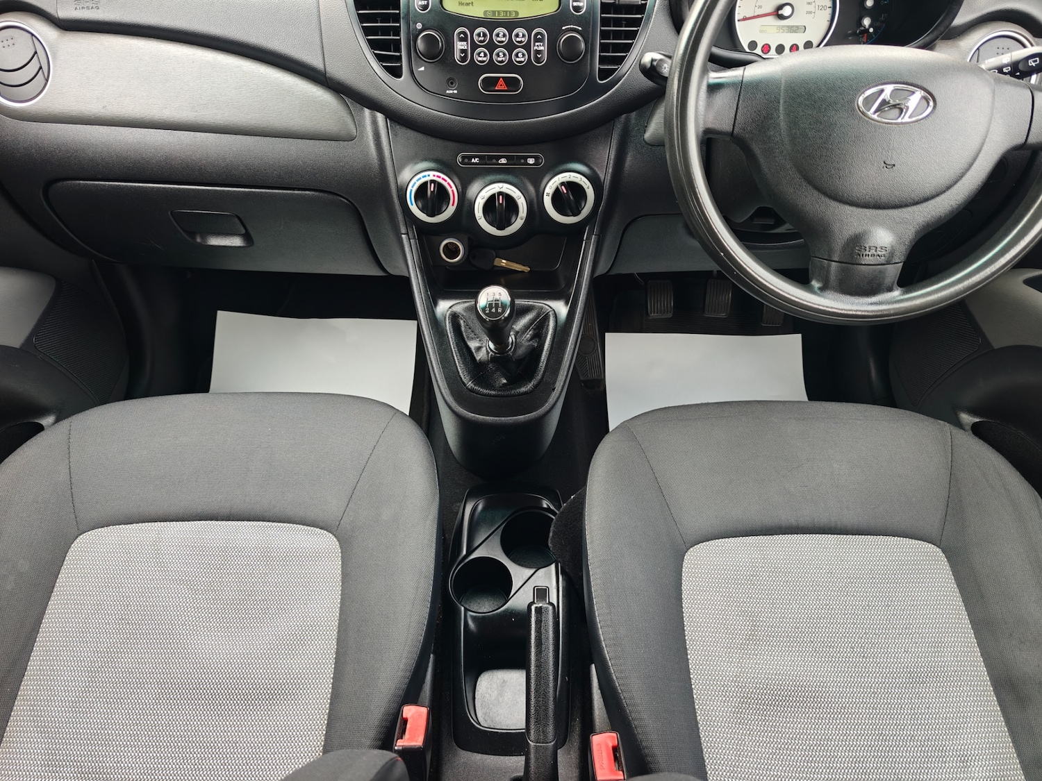 Used Hyundai i10 2010 for sale - 76544379: Photo 44