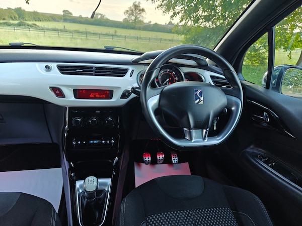 Used Citroen DS3 2010 for sale - 74736501: Photo 10