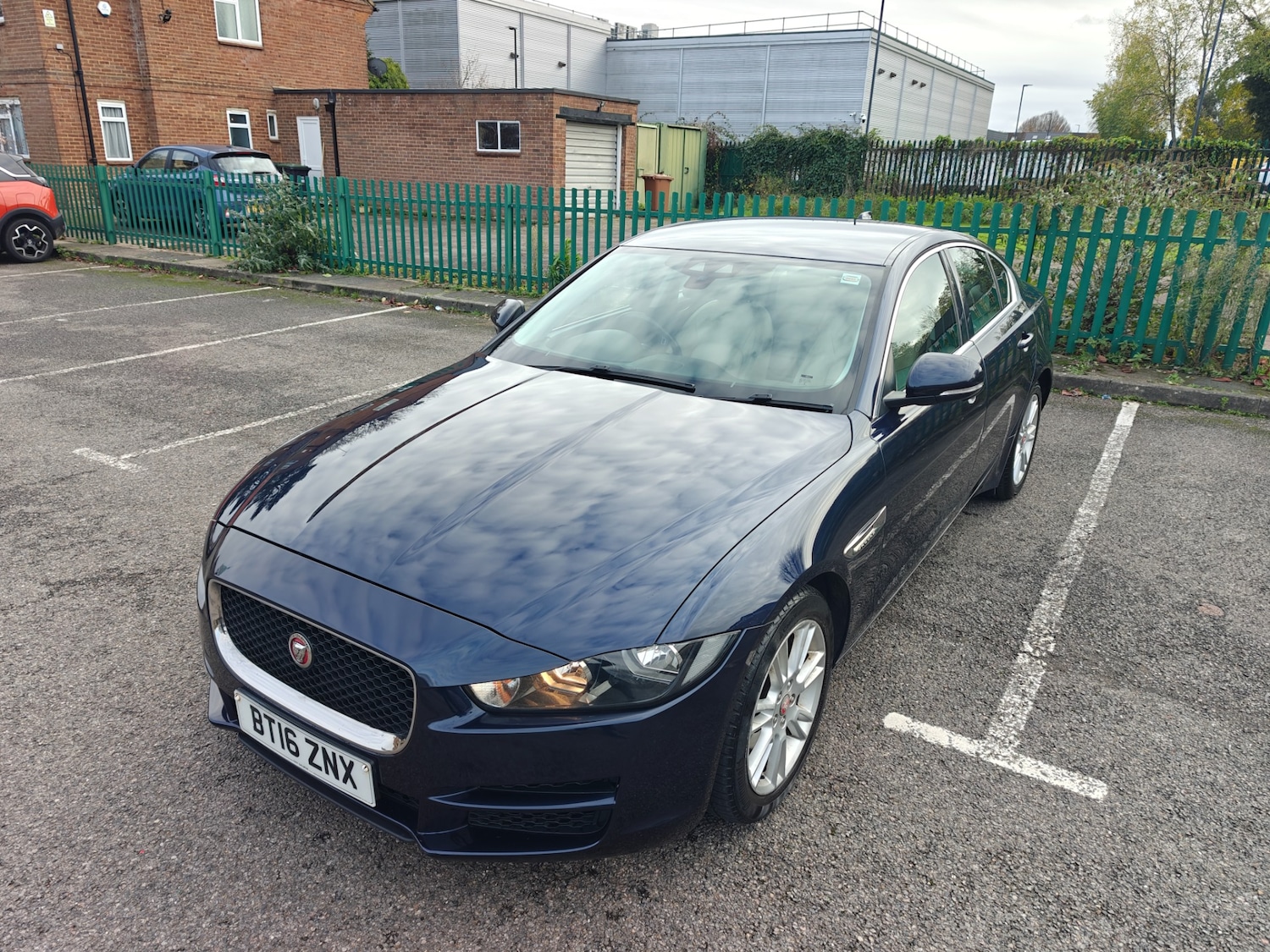 Used Jaguar XE 2016 for sale - 77630750: Photo 51