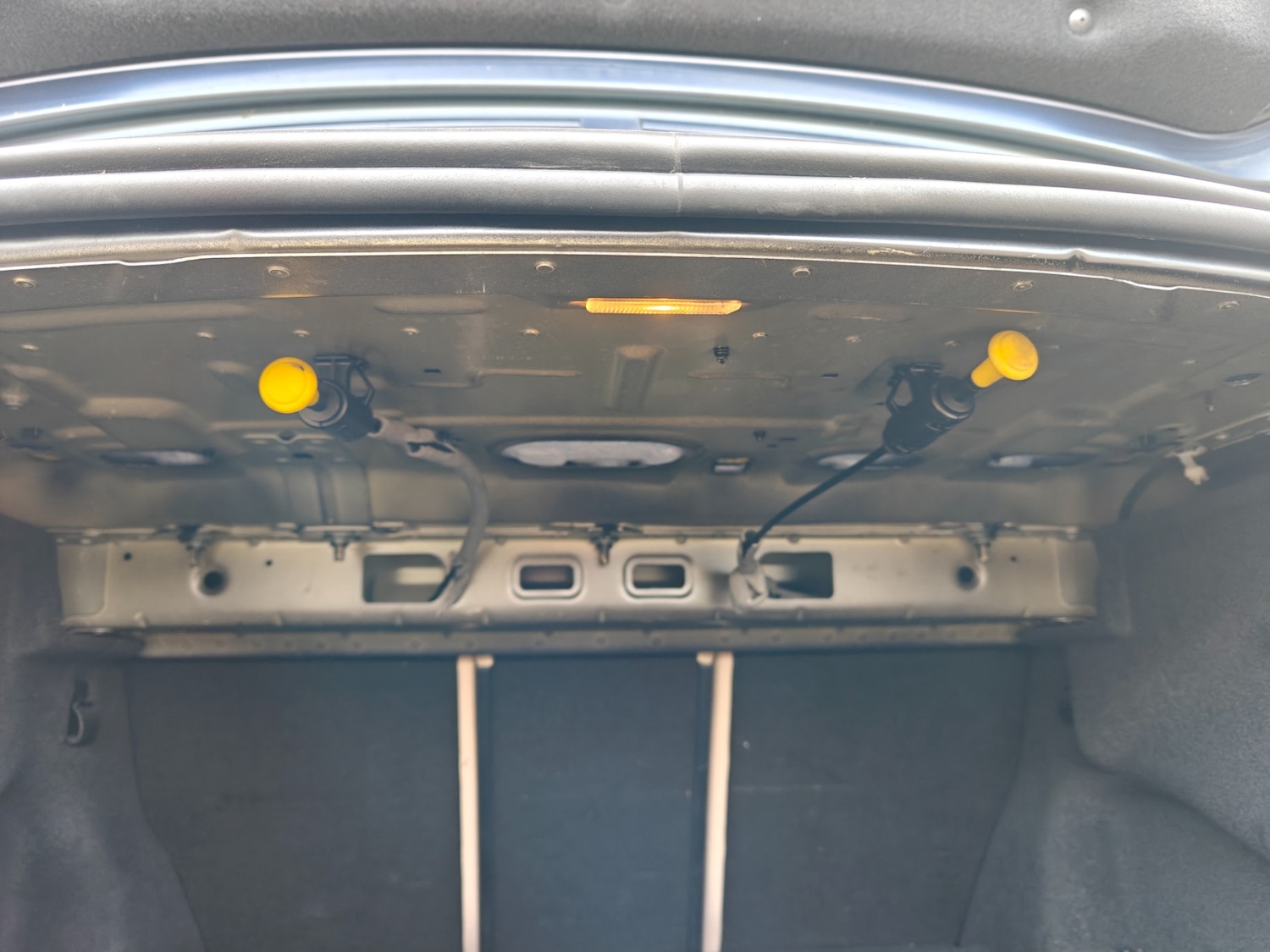 Used Jaguar XE 2016 for sale - 77630750: Photo 90