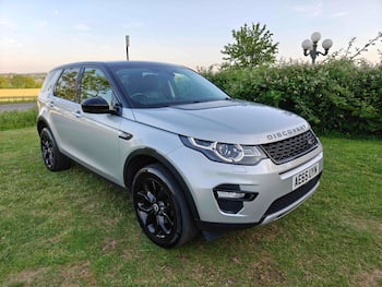 Used Land Rover Discovery Sport 2015 for sale - 79734961: Photo