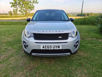 Used Land Rover Discovery Sport 2015 for sale - 79734961: Photo