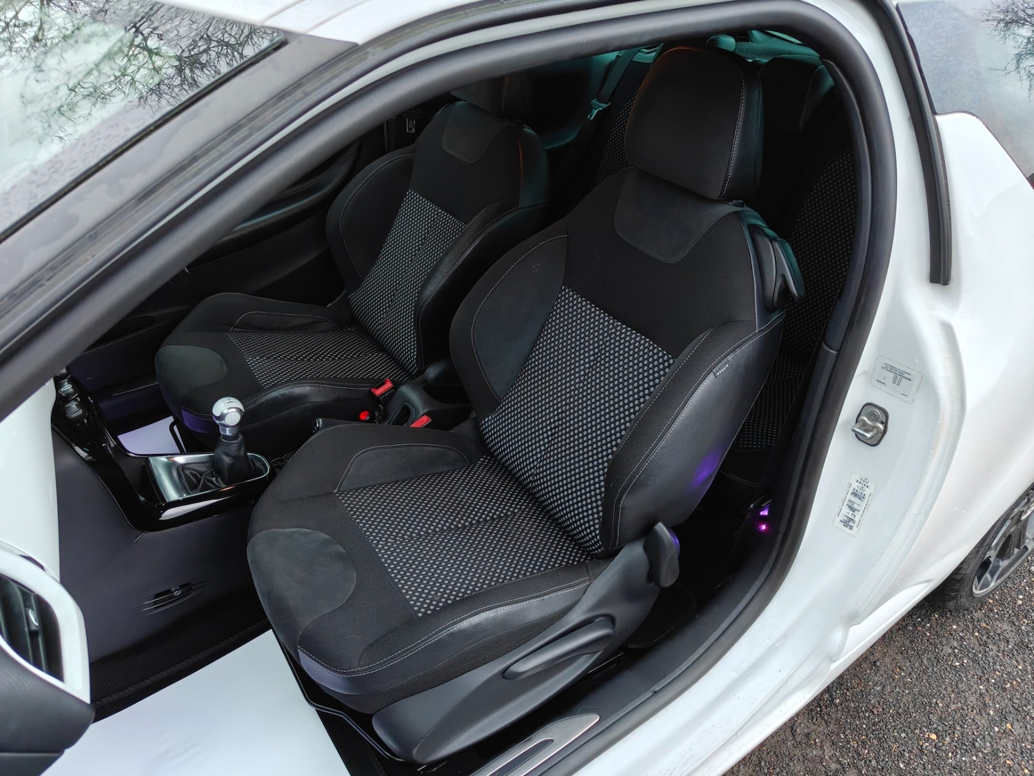 Used Citroen DS3 2010 for sale - 78060668: Photo 43