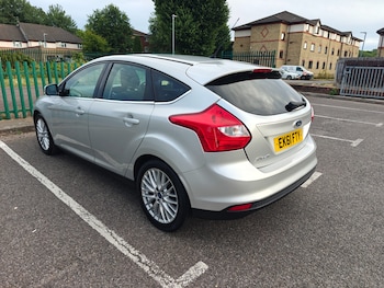 Used Ford Focus 2011 for sale - 75266915: Photo
