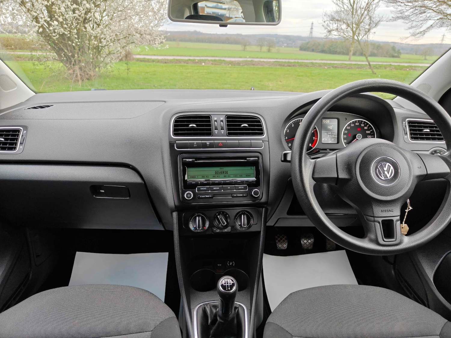 Used Volkswagen Polo 2010 for sale - 77733592: Photo 10