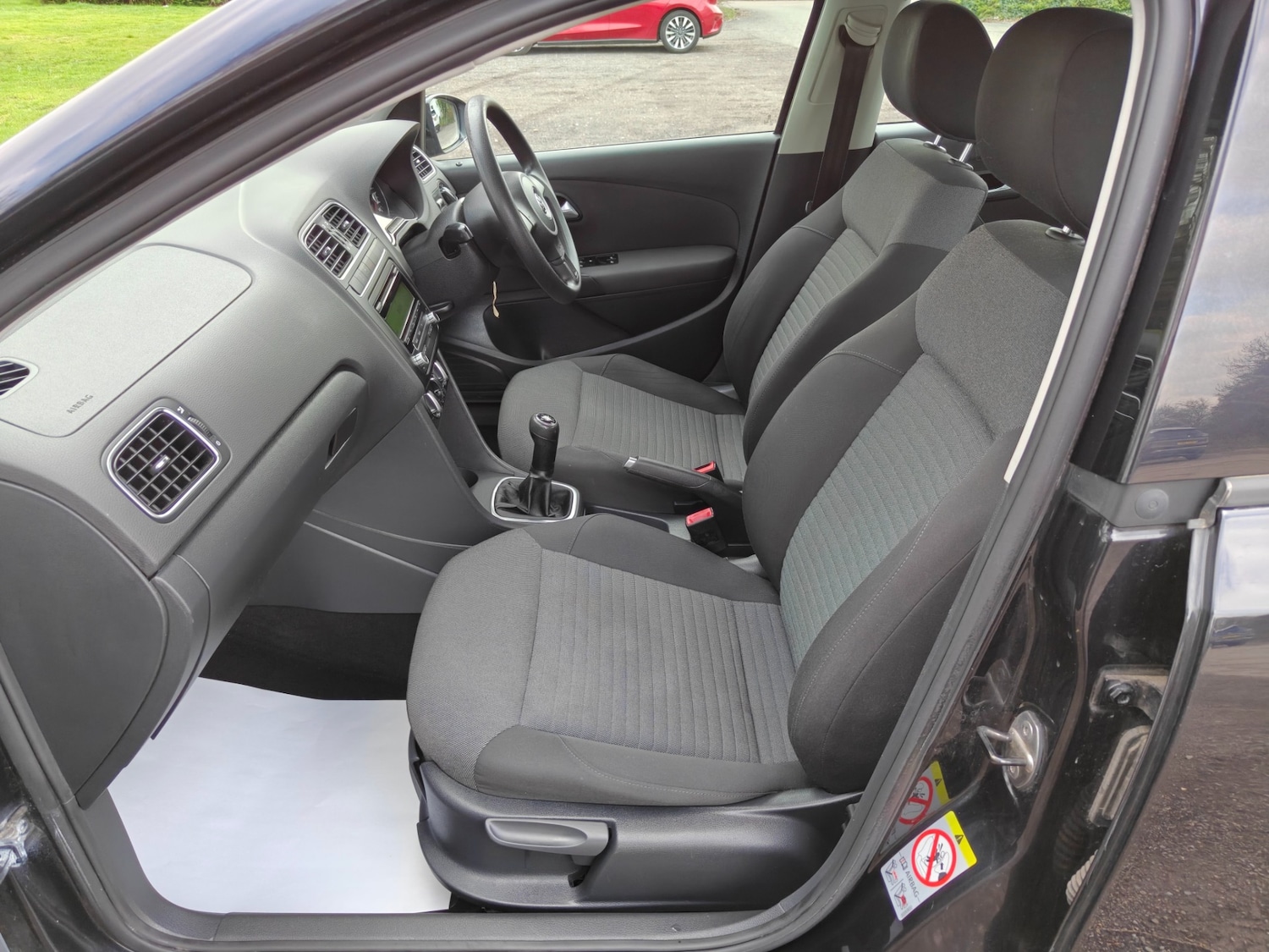 Used Volkswagen Polo 2010 for sale - 77733592: Photo 11