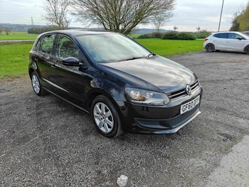Used Volkswagen Polo 2010 for sale - 77733592: Photo