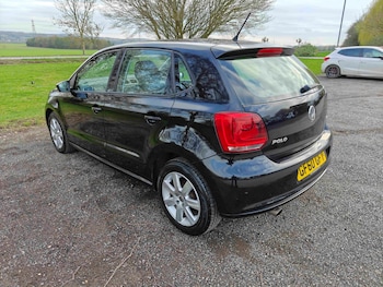 Used Volkswagen Polo 2010 for sale - 77733592: Photo
