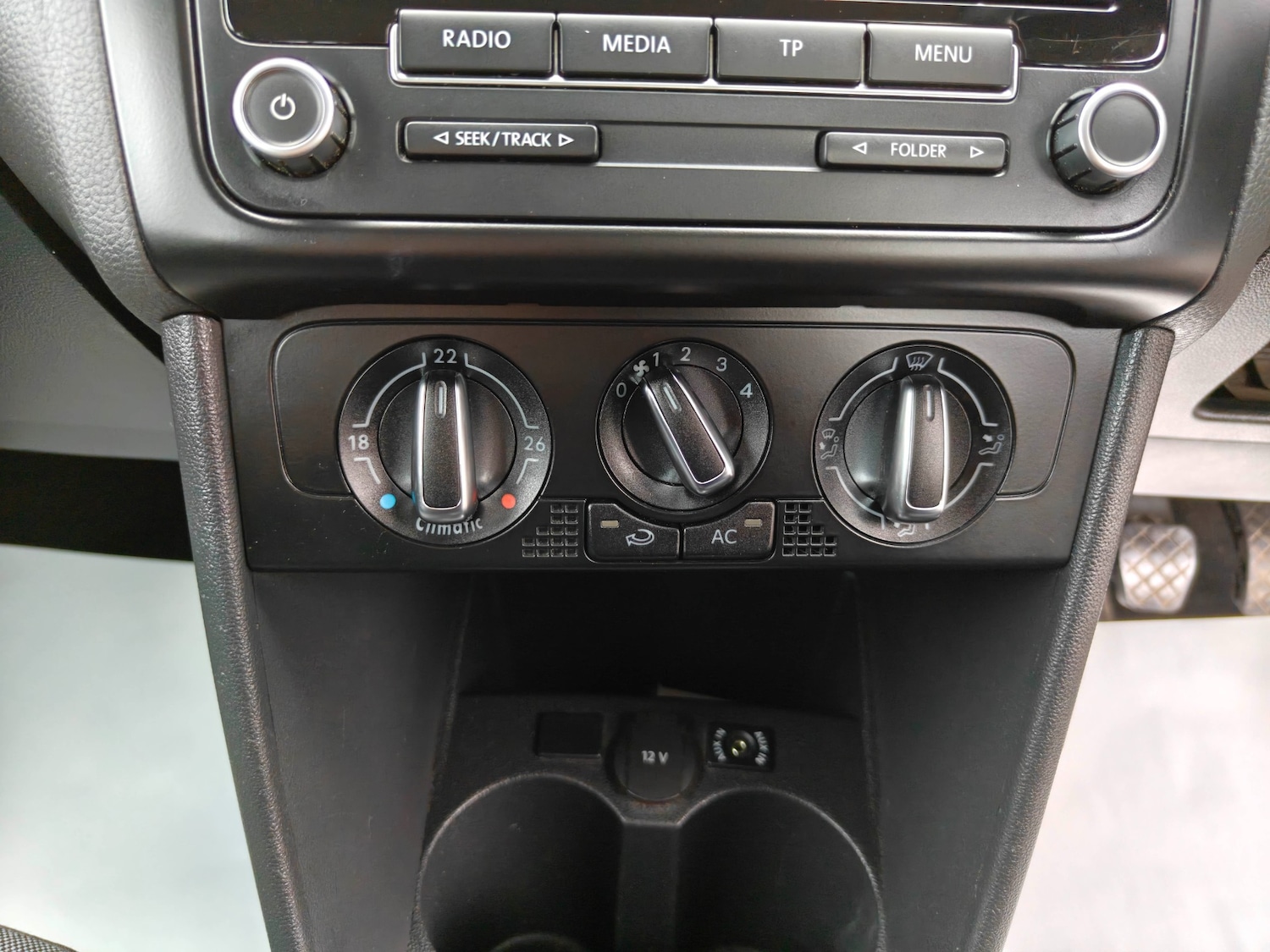 Used Volkswagen Polo 2010 for sale - 77733592: Photo 69