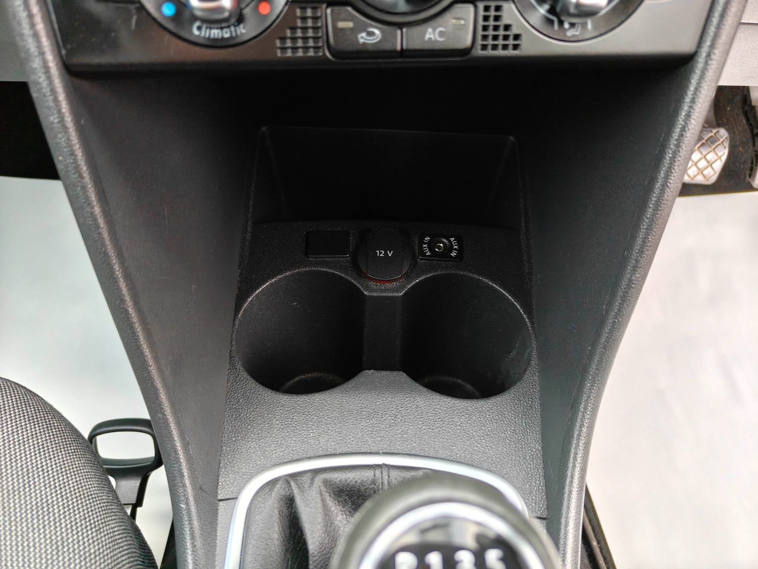 Used Volkswagen Polo 2010 for sale - 77733592: Photo 73