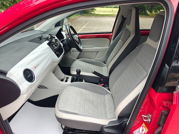 Used Volkswagen up! 2018 for sale - 73231025: Photo 11