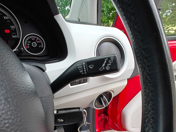 Used Volkswagen up! 2018 for sale - 73231025: Photo 50