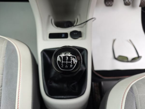 Used Volkswagen up! 2018 for sale - 73231025: Photo 53