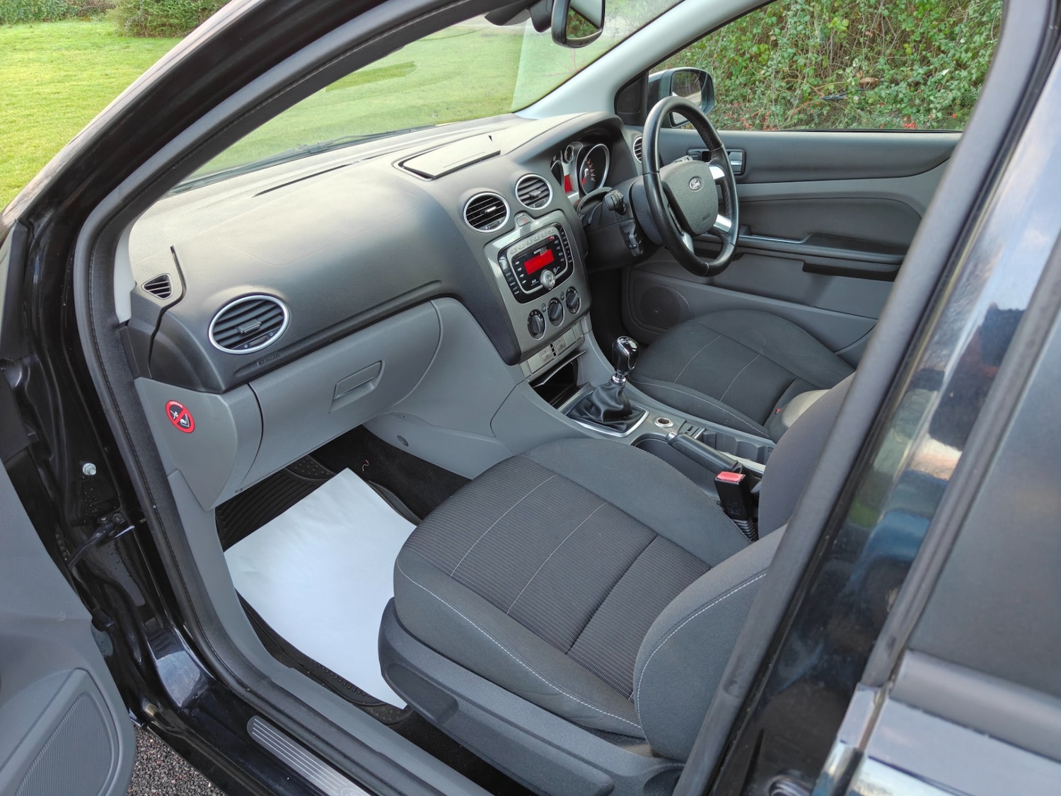 Used Ford Focus 2009 for sale - 77351931: Photo 29