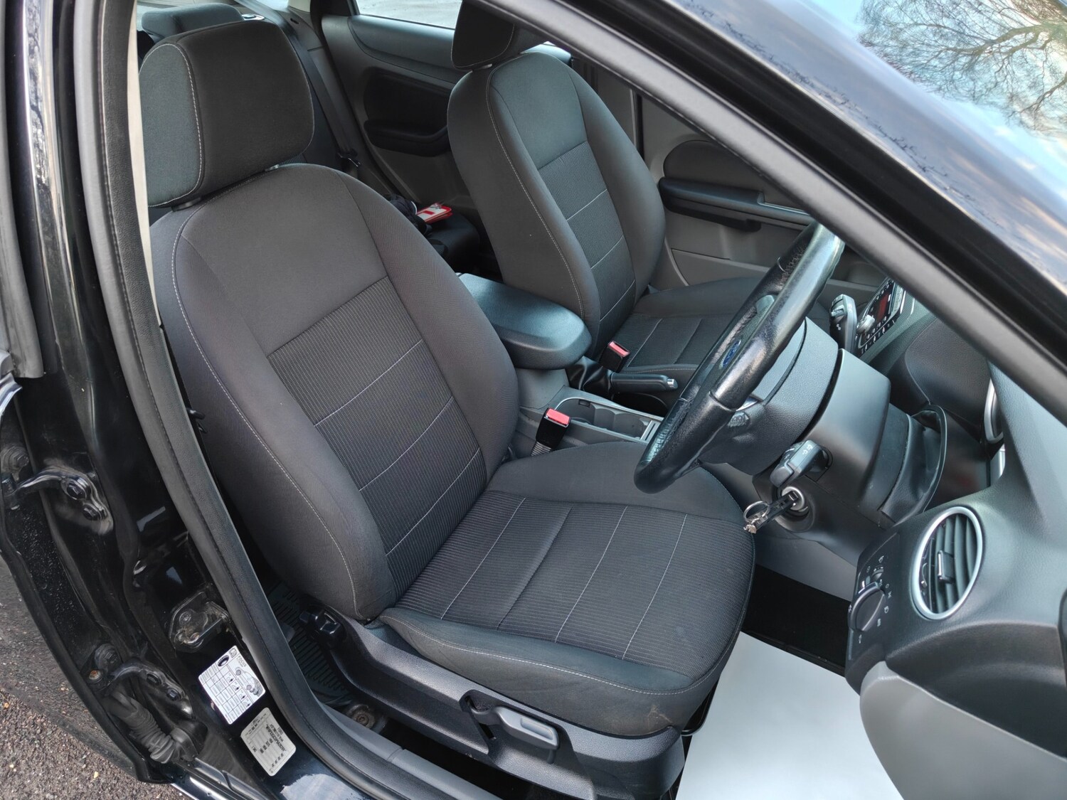 Used Ford Focus 2009 for sale - 77351931: Photo 43