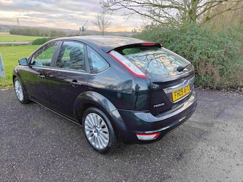 Used Ford Focus 2009 for sale - 77351931: Photo