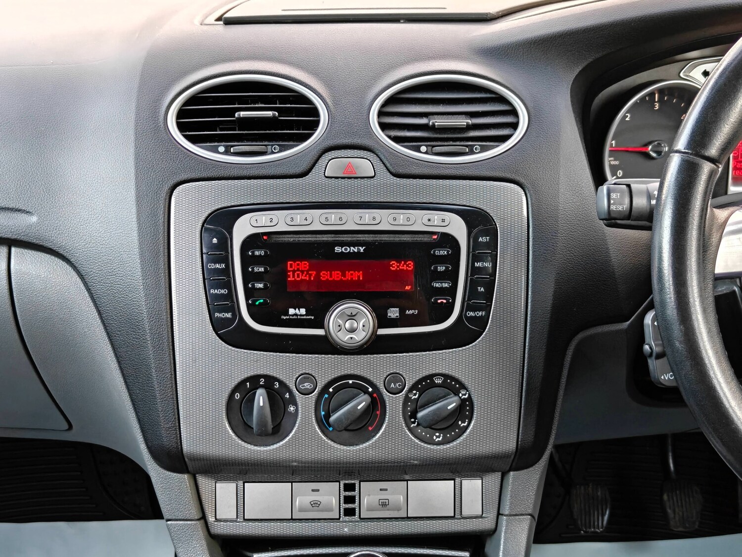 Used Ford Focus 2009 for sale - 77351931: Photo 56