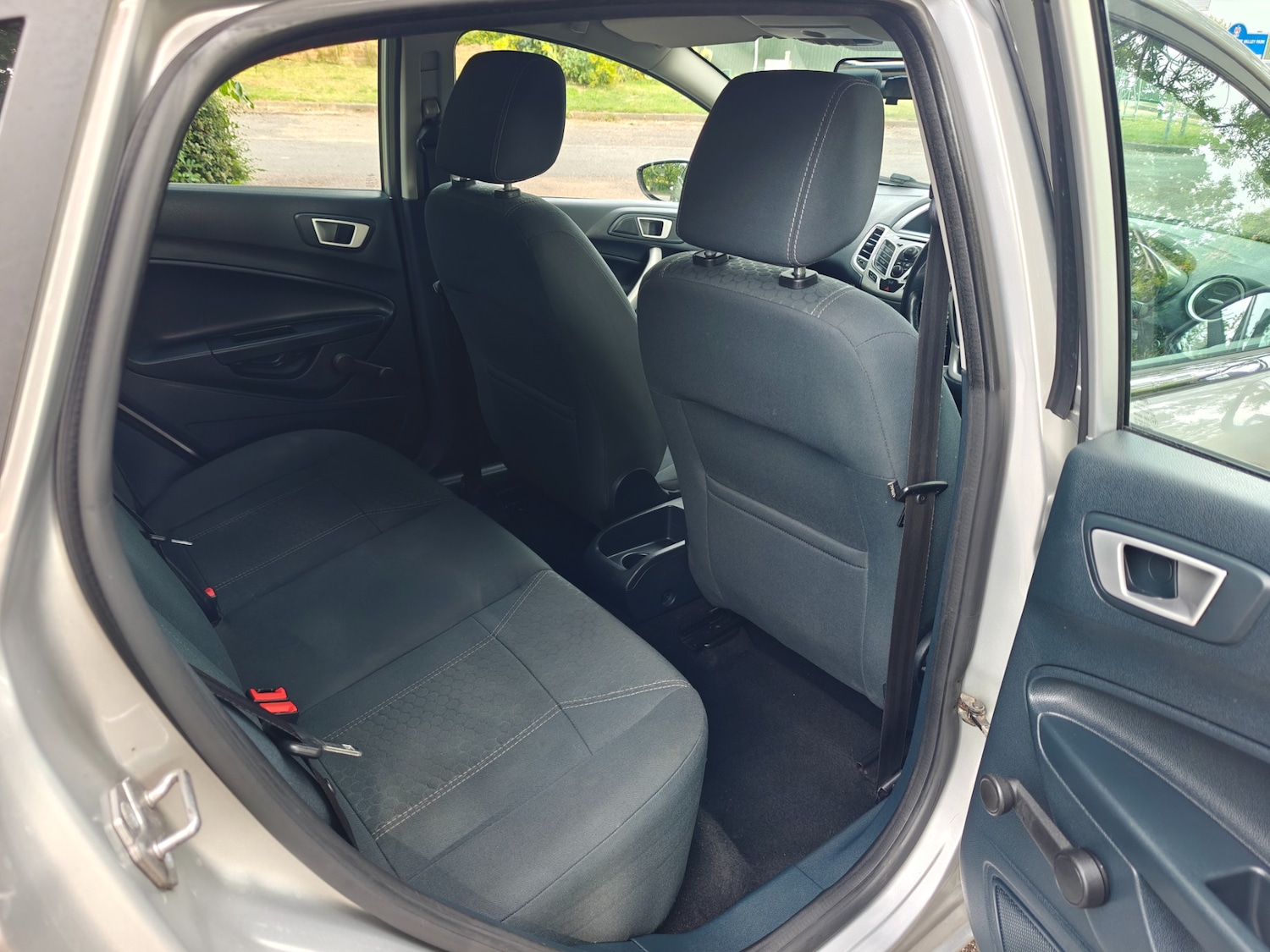 Used Ford Fiesta 2011 for sale - 76848568: Photo 32