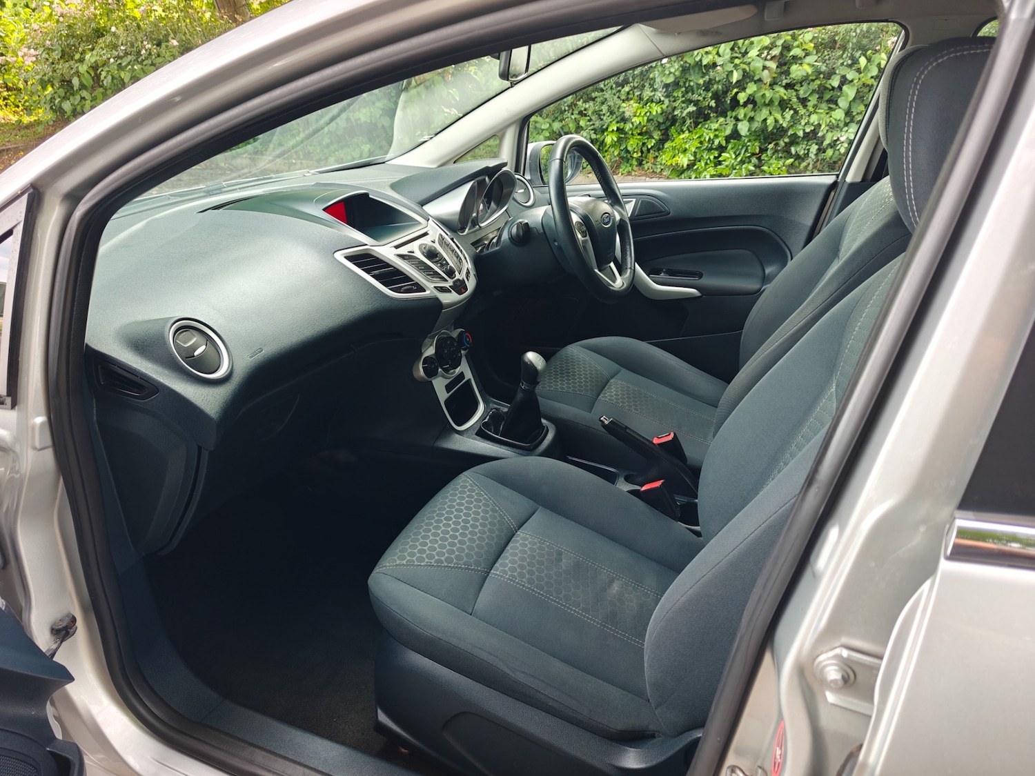 Used Ford Fiesta 2011 for sale - 76848568: Photo 35