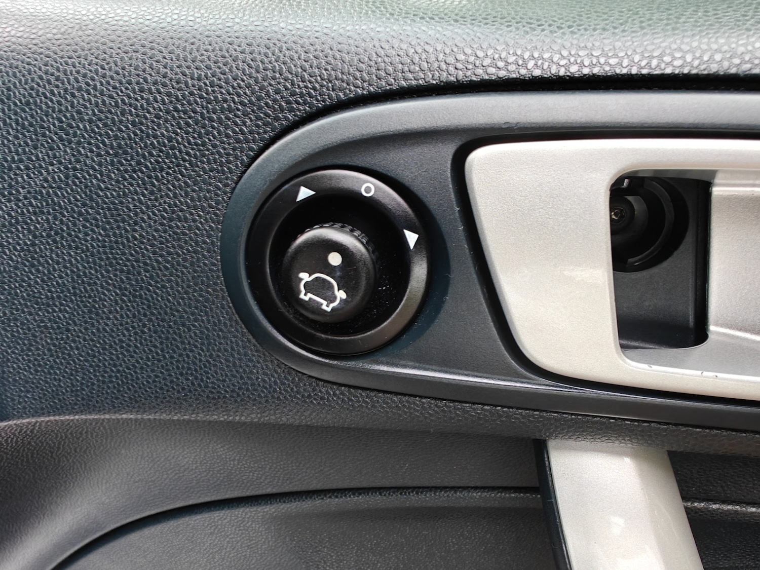 Used Ford Fiesta 2011 for sale - 76848568: Photo 62