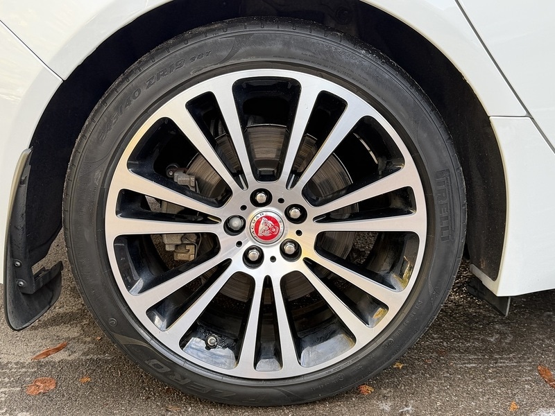 Used Jaguar XF 2018 for sale - 76197322: Photo 15