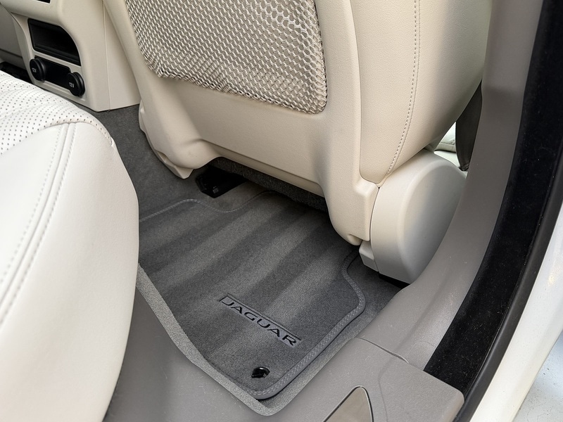 Used Jaguar XF 2018 for sale - 76197322: Photo 19