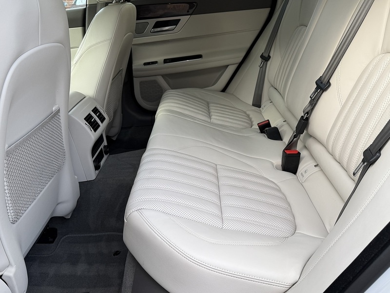 Used Jaguar XF 2018 for sale - 76197322: Photo 22