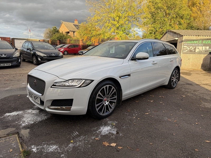 Used Jaguar XF 2018 for sale - 76197322: Photo 3