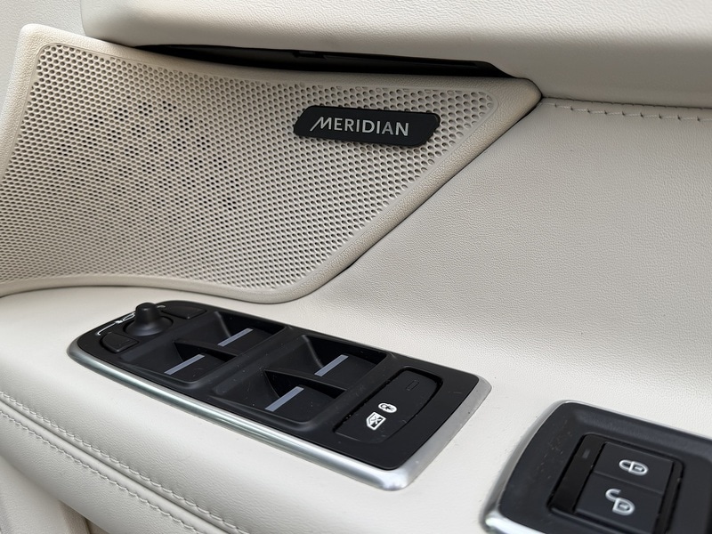 Used Jaguar XF 2018 for sale - 76197322: Photo 31