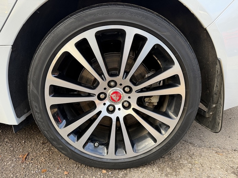 Used Jaguar XF 2018 for sale - 76197322: Photo 6