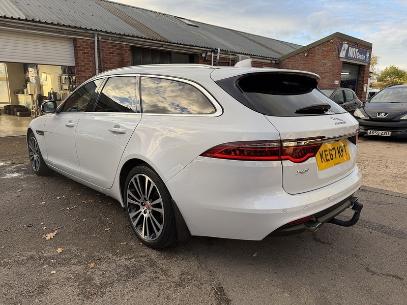 Used Jaguar XF 2018 for sale - 76197322: Photo 7