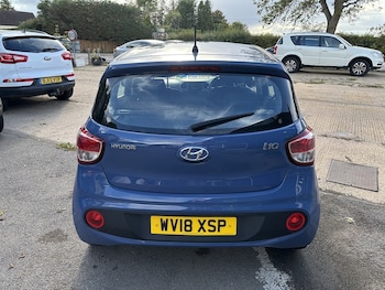 Used Hyundai i10 2018 for sale - 75970349: Photo