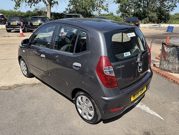 Used Hyundai i10 2011 for sale - 78883512: Photo