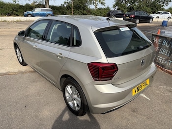Used Volkswagen Polo 2019 for sale - 79434946: Photo