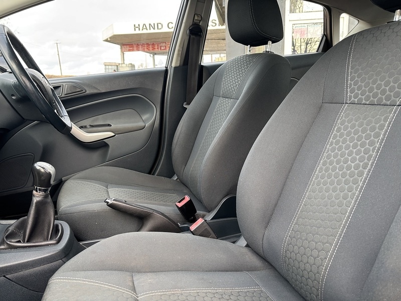 Used Ford Fiesta 2010 for sale - 76859869: Photo 16