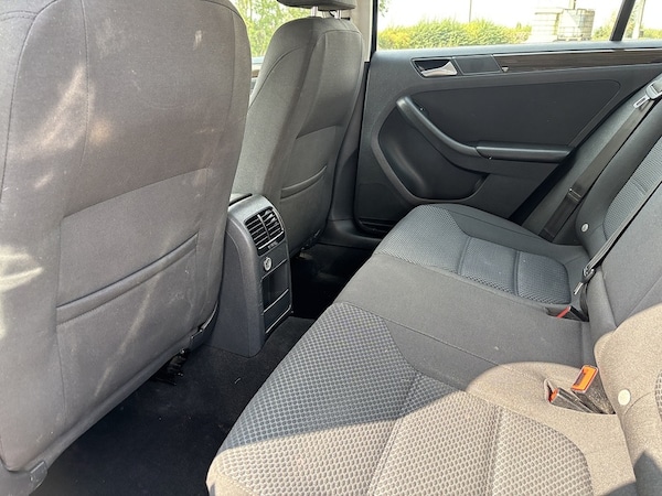 Used Volkswagen Jetta 2015 for sale - 75276212: Photo 16