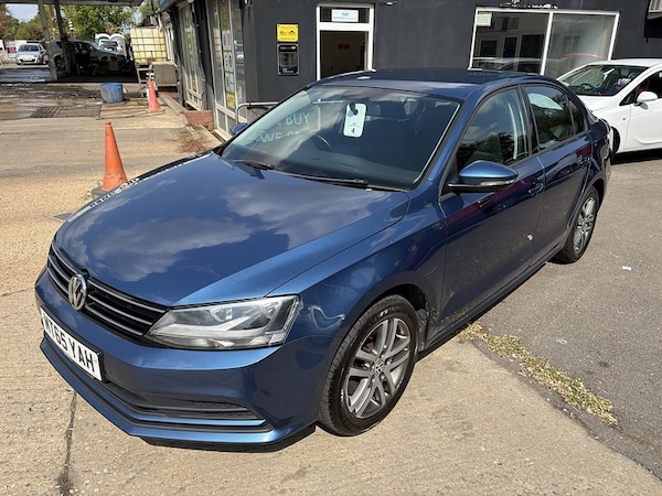 Used Volkswagen Jetta 2015 for sale - 75276212: Photo 3