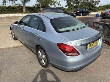 Used Mercedes-Benz C Class 2016 for sale - 79434931: Photo