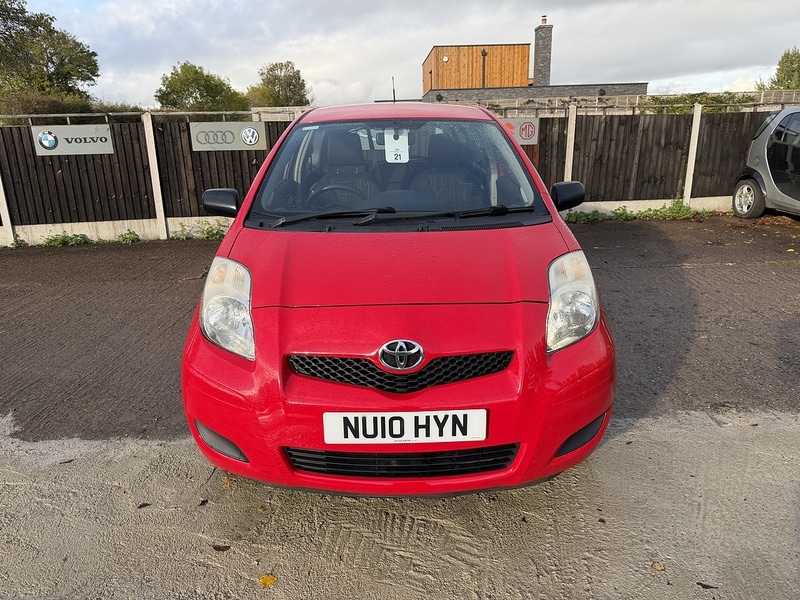 Used Toyota Yaris 2010 for sale - 76320096: Photo 2