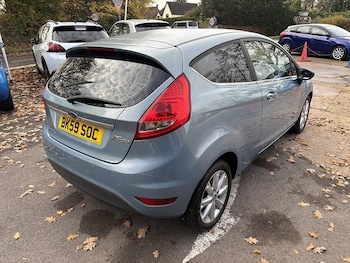 Used Ford Fiesta 2009 for sale - 76205287: Photo