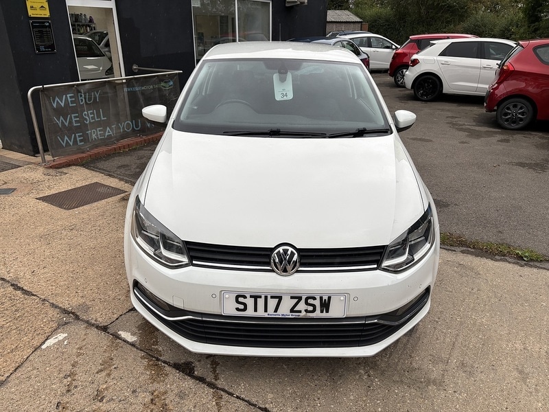 Used Volkswagen Polo 2017 for sale - 75970298: Photo 2