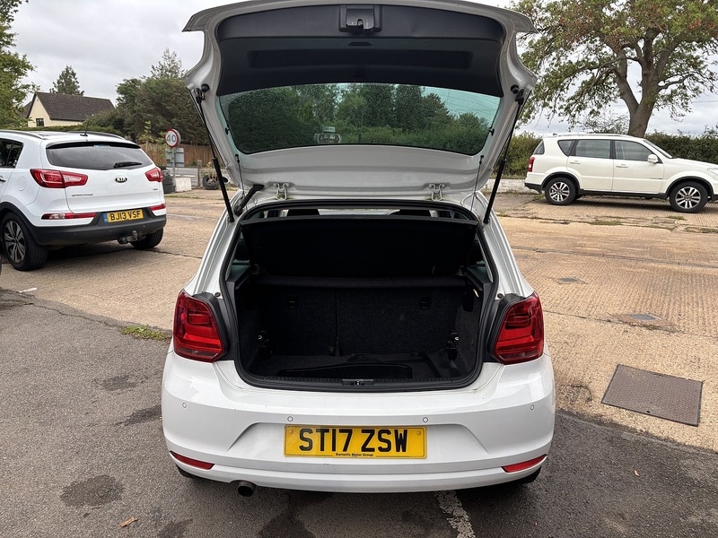 Used Volkswagen Polo 2017 for sale - 75970298: Photo 6