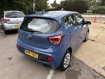 Used Hyundai i10 2017 for sale - 75367491: Photo