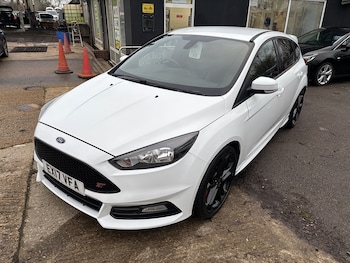 Used Ford Focus 2017 for sale - 77572365: Photo