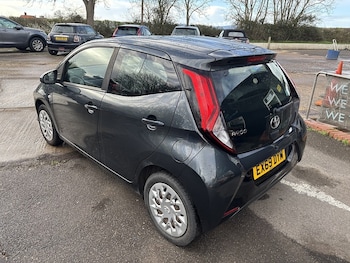 Used Toyota AYGO 2019 for sale - 77803212: Photo