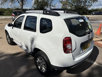 Used Dacia Duster 2016 for sale - 79733534: Photo