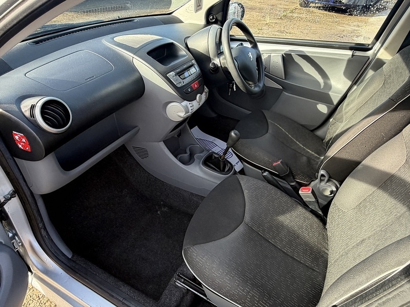 Used Peugeot 107 2011 for sale - 76267469: Photo 18