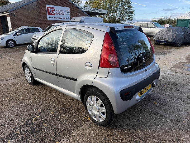 Used Peugeot 107 2011 for sale - 76267469: Photo 5
