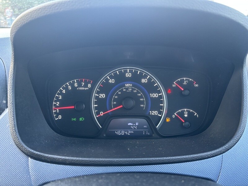 Used Hyundai i10 2016 for sale - 76831691: Photo 26